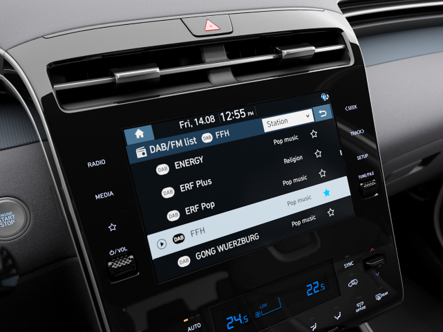 Nový 10,25″ dotykový displej a plně dotykové ovládání ve zcela novém SUV Hyundai TUCSON Plug-in Hybrid.
